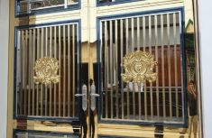 Hệ thống cửa cổng Inox: Chống Gỉ Sét, An Tâm Sử Dụng Dài Lâu
